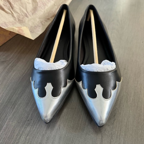 BAND OF THE FREE Gald Metallic pointed Toe black silver Western Flats size 9 NWT - Picture 4 of 13